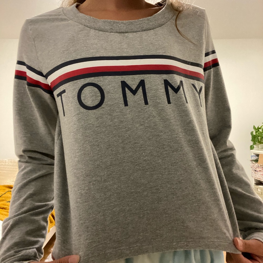 long sleeve tommy tee